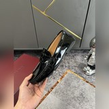 高版本 官網1?1 這款 Parsal 男士駕車鞋采用黑色牛漆皮+進口水染牛裡革