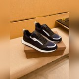 【BOSS 】男鞋高端品牌 官網1：1最新力作：鞋面采用意大利進口頭層牛皮搭配舒