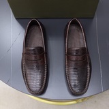 頂級牛裡品牌：BOTTEGA VENETA（寶缇嘉/BV）标準碼：男碼38–