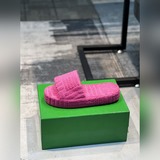 Bottega Veneta情侶款拖鞋 頂級原版，備受時尚寵兒喜愛的色系 超治愈