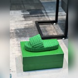 Bottega Veneta情侶款拖鞋 頂級原版，備受時尚寵兒喜愛的色系 超治愈