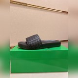 【BV~寶缇嘉】潮流新款拖鞋上市 官網同款 專櫃品質精選牛漆皮編織 高檔大氣 性