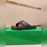 【BV~寶缇嘉】潮流新款拖鞋上市 官網同款 專櫃品質精選牛漆皮編織 高檔大氣 性