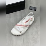 【香奈兒】拖鞋新款上市完美做工！牛皮鞋面，羊皮内裡完美造型頂級品質防滑耐磨的橡膠