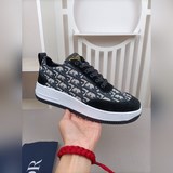 Dior 【迪奧】進口頭層牛皮壓花内裡進口羊皮内裡 防滑耐磨大底。每一位男士的身
