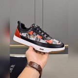 Dior 【迪奧】進口頭層牛皮配迪奧專用材料内裡進口羊皮内裡 防滑耐磨大底。每一