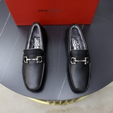 （牛裡+羊毛内裡）可選品牌：菲拉格慕Ferragamo 尺碼：38-44（4