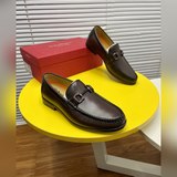 高端牛裡菲拉格慕【Ferragamo】新款高端品質休閑皮鞋上市．風格華貴典雅，實