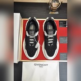 【GIVENCHY.紀梵希 】專櫃同步發售鞋面：意大利進口品牌logo印花布匹 