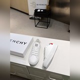 （GIVENCHY  紀梵希）新款 專櫃同步 人手一雙 不容錯過 專櫃買版 完全