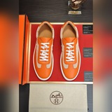 【愛馬仕hermes 】（牛皮内裡）爆款男鞋專櫃貨！世界頂級品牌..奢華品質..
