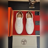【愛馬仕hermes 】（牛皮内裡）爆款男鞋專櫃貨！世界頂級品牌..奢華品質..