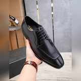【新品上市】普拉達PRAA，最新款男士皮鞋精心打造，引爆全場！不斷創新的國際品牌