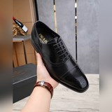【新品上市】普拉達PRAA，最新款男士皮鞋精心打造，引爆全場！不斷創新的國際品牌