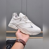 普拉達【包皮底工藝】時尚爆款 百搭帥氣鞋面進口優質軟牛皮，簡約大氣設計，完美版型
