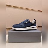 高品質新款PRADA(普拉達)專櫃同步上市， 新款男鞋、面料精選高科技滴膠工藝制