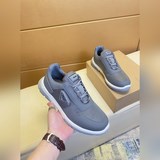 《PRADA》【經典版本】普拉達：男士最新專櫃同步發售，意大利進口優質原版：品牌