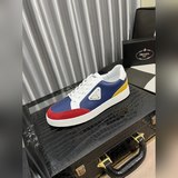 PRADA 普拉達系列最 2023新款精心打造，引爆全場！不斷創新的國際品牌 此