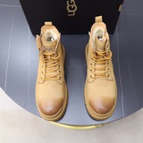澳洲進口加厚羊毛品牌：UGG尺碼：39-44（45可定做）等級： 官網1?