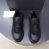 品牌：華倫天奴（VALENTINO）尺碼：38-44等級：新款運動鞋材料：