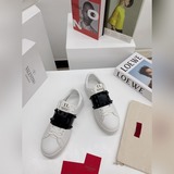 《獨家頂級版本》長期做貨VALENTINO華倫天奴2021最新時裝周走秀【情