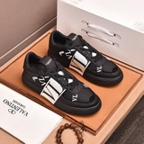 (高端 全牛裡)Valentino 華倫天奴原版複刻貨來襲超多網紅明星上腳圖正品