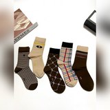 配包裝【一盒5雙】Burberry 巴寶莉 字母logo 羊毛 中筒襪專櫃
