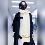 高級貨小香【金色LOGO針織長巾】純山羊絨圍巾永遠不出錯的出場方式，既使再過多少