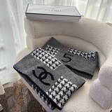 CHANEL羊絨長巾頂級原單正品曠世絕美，小香千鳥格羊絨圍巾，頂級高端貨【絕對值