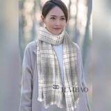 雙C【雙C漸變格紋長巾】小香編織風 文藝 氣質結合于一體 面料柔軟舒服 容易造型