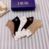 配包裝（一盒5雙）Dior 迪奧 新款燙印字母羅口小腿襪子！爆款字母專櫃同步中