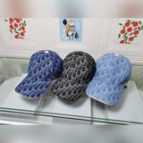 迪奧牛仔面料，海外代購版，質量非常好，時尚潮流配頭層牛皮更有檔次，配盒子防塵袋卡