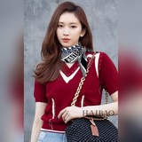 原單原單D家專櫃經典主打款【D老花雙面90】真絲方巾 這款Diortwin方巾采