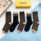 配包裝【一盒五雙】FENDI · 芬迪大F新品秋冬款高筒襪子超級經典的雙F标志，