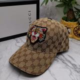 古奇Gucci老虎刺繡棒球帽，完美對花，品質保證，時尚潮流，配全套精美包裝！