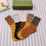 配包裝（一盒5雙）GUCCI 古奇新款小腿襪子！純棉面料，火爆Ｄ圖案，