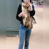 gucci圍巾披肩，官網同步更新，羊毛提花編織，手感柔軟舒适奢華有質感，由棕色g
