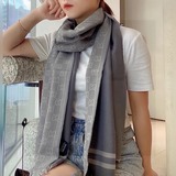免代購的圍巾一模一樣Gucci重磅極品貿易公司渠道貨重磅家屬福利少之又少的款式裡