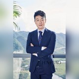 上新G家男士領帶系列【蜜蜂斜紋領帶】，稀有展現精湛手工與時尚優雅的理想選擇，這款