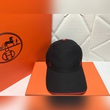 愛馬仕出貨 帆布面料，手感質量非常不錯，大牌範十足，時尚百搭上身效果非常好，專櫃