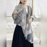 LOEWE專櫃款～就是告訴大家這款必須收～上新 新款純羊絨專櫃同步這個size不