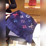 限量彩虹【藏藍彩虹】很百搭靓麗的小藍品質毋庸置疑，拿到手絕對激動死關于這個Lv彩