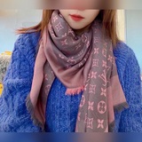 在窮也要買L家人手必敗一條最最經典款Louis Vuitton 采用暗紋提花技術