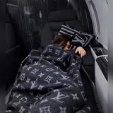 LV  路易威登極品硬貨，經典Monogram暗紋圖案風靡了全世界，驚爆世人的 