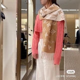 Louis Vuitton【L标識織紋雙面長巾】 Simply LV 圍巾将全幅