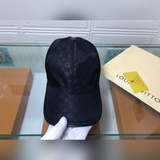 l家。 火爆款防水尼龍加厚面料，先進的壓花技術，海外代購版，質量非常好，時尚潮流