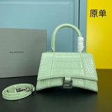 Balen~~~ga爆款/平紋白色沙漏包來啦！半月彎弧線.獨特的外形.美美哒無法