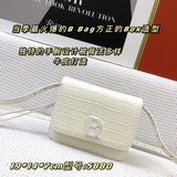 巴黎家BALEN 當季最火爆的B Bag方正的Box造型 搭配鳄魚紋 無敵時尚^
