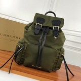 中號跑量價巴寶莉 雙肩包burberry博柏利爆款書包媽咪袋「The Rucks