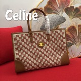 20秋冬新款刺繡tote托特包，是設計大師phoebe philo的謝幕之作，所
